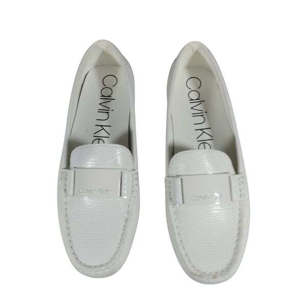 NWOT! CALVIN KLEIN! WHITE GENUINE LEATHER, SNAKESKIN IMPRINT LOAFERS! SZ 7.5M - Picture 3 of 14